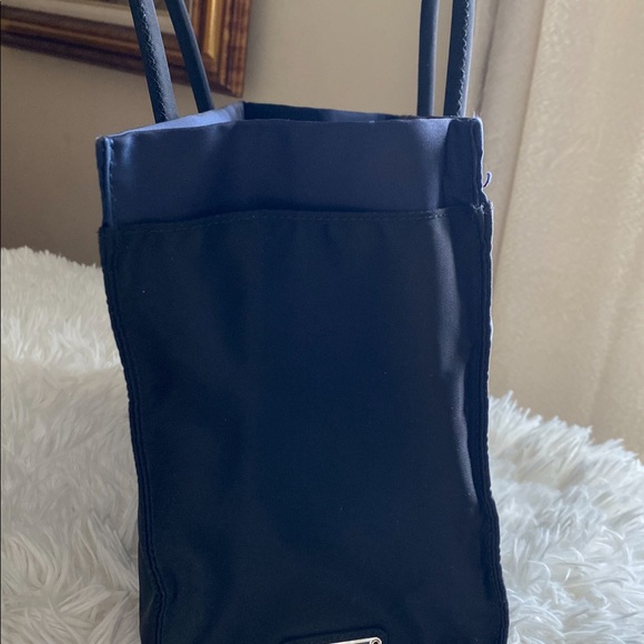 Authentic Prada handbag - Picture 3 of 6